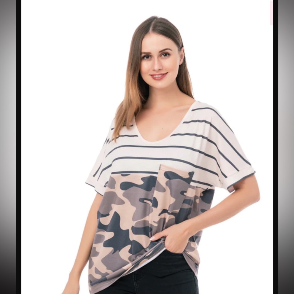 💕NWT Camo & Stipes Tee